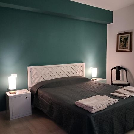 D&P Suites 1 Salemi Eksteriør bilde