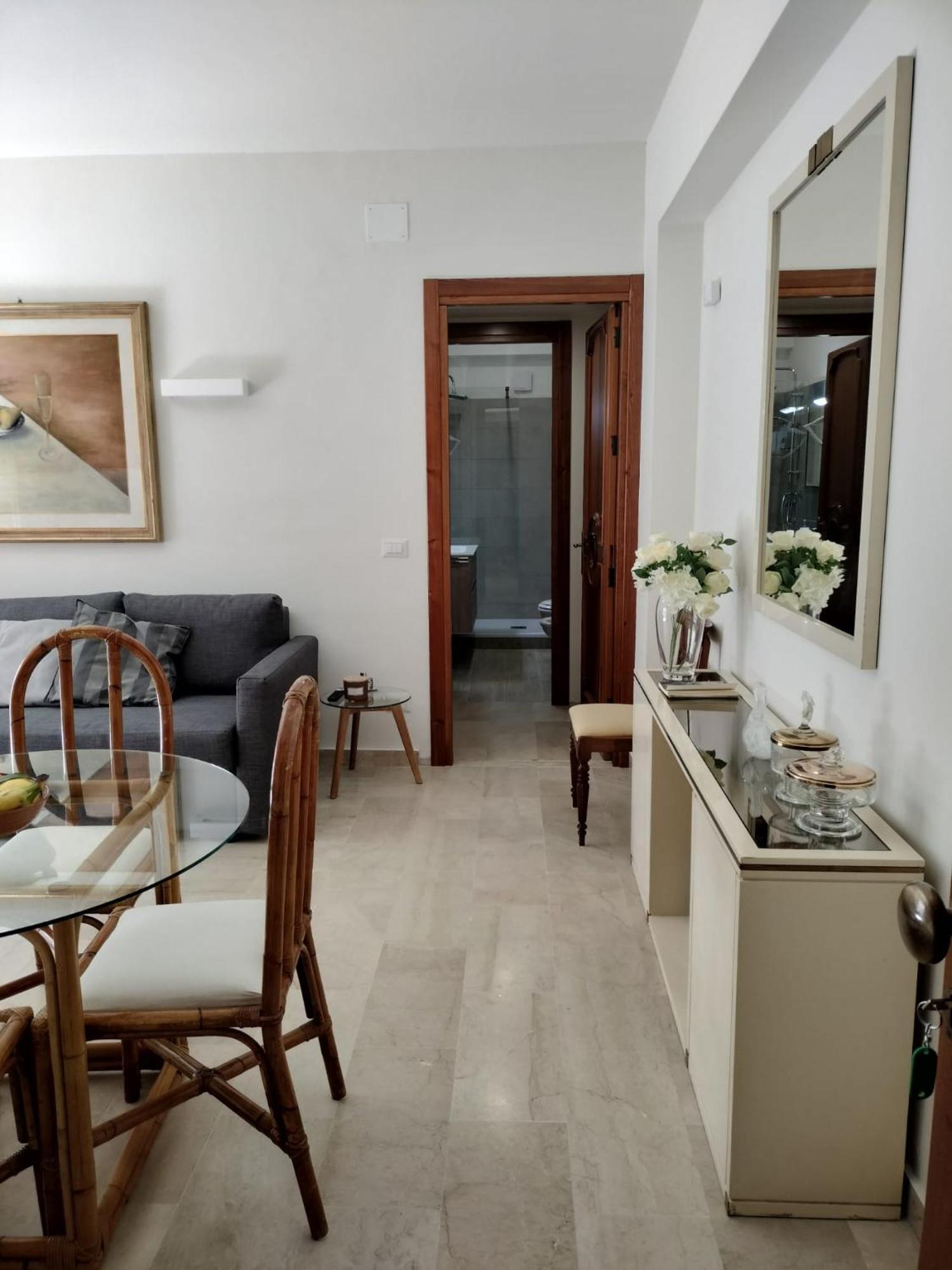 D&P Suites 1 Salemi Eksteriør bilde
